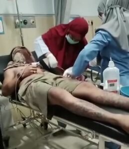 Gaes !!! Tiga Begal Sadis Bacok Dua Warga, Gondol Honda Beat