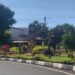 ADIPURA : Monumen Adipura di Depan LaiLai Malang (memox/wdy)