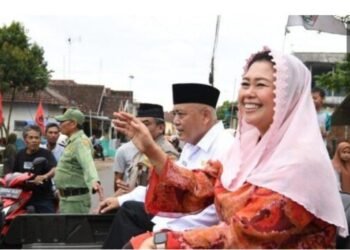 Zannuba Arifah Chafsoh(Yeny Wahid Menyapa Warga Penarukan Kepanjen (suaragong/ist)