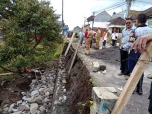 Gaes !!! Bangun Plengsengan, BPBD Kota Batu Bantu Rp 20 Juta