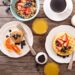 Oatmeal merupakan salah satu bentuk menu sarapan yang dapat membuat tubuh berenergi dan tidak mudah ngantuk di pagi hari. (Foto: freepik)