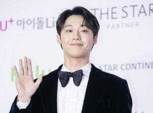 Gaes !!! Yuk Kenalan Sama Lee Do Hyun!