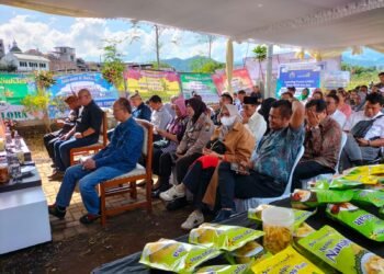 Launching produk UMKM binaan Kadin Kota Batu. ( suara gong/mf)