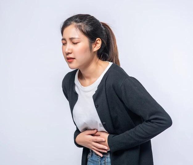 Nyeri haid pada wanita atau dikenal dengan dysmenorrhea memang sangat mengganggu aktifitas.