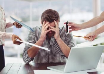 Work anxiety yang merupakan gangguan kecemasan di tempat kerja (Foto: freepik)