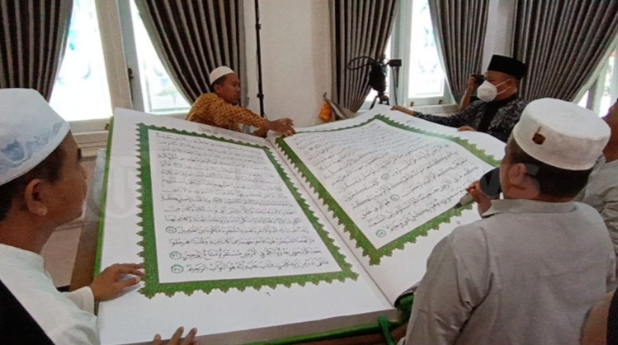 Berburu pahala Al-Qur'an terbesar
