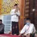 Walikota Malang Drs H Sutiaji memberikan tausyiah Ramadan dihadapan jamaah Masjid Nurul Huda Mbadut, Karang Besuki, Kota Malang. (memo x/man)