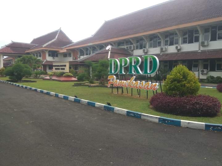 Gedung DPRD Kabupaten Pamekasan. ( ist)