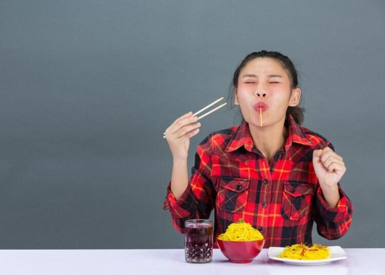 aat berjumpa dengan adzan maghrib dan sudah waktunya berbuka, terkadang kita sering lapar mata melihat banyak hidangan yang tersedia.