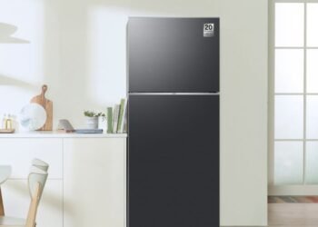 Samsung Electronics Indonesia memperkenalkan produk terbarunya bernama Top-Mounted Freezer (TMF).