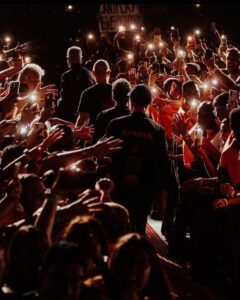 Gaes !!! Konser band Coldplay Bikin Kamu FOMO? Atasi Dengan Cara Ini