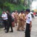 Pegawai Pemkot Batu melakukan evaluasi dan pemetaan titik kecelakaan di Jurang Klemuk Songgoriti. (ist)