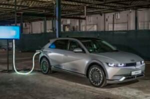 Gaes !!! Unik! Ioniq 5 Siap Berjalan seperti Kepiting Di Jalan