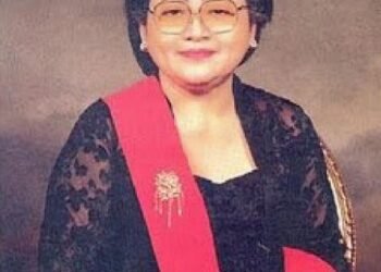 ibu tien (siti hartinah) sumber wikipedia