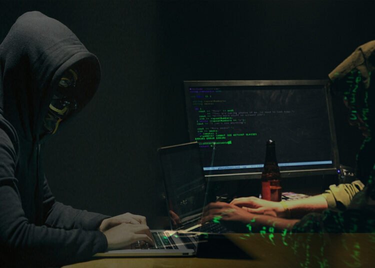 ilustrasi hacker vs hacker (cybersec asia)