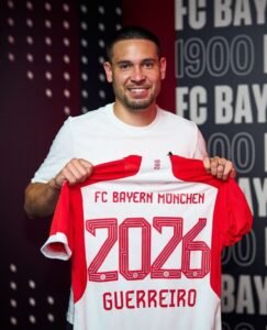 Gaes !!! Bayern Dapatkan Raphael Guerreiro Secara Gratis Dari Borussia Dortmund