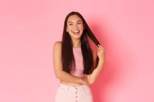 Gaes !!! Ini Tips Meluruskan Rambutmu Secara Alami, Biar Gak Susah Diatur!