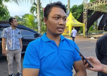 Angga Putra, kakak dari istri korban Maulid Dian saat ditemui di Polres Malang