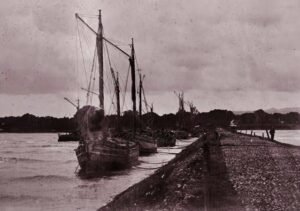 Kambang Putih Tuban Gerbang Perdagangan Internasional Majapahit