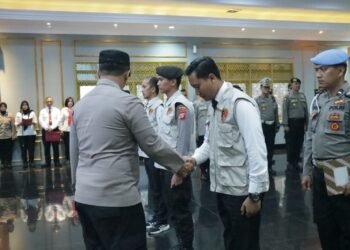 Sebanyak 120 anggota menjalani proses pengukuhan sebagai Satgas TPPO Polresta Malang Kota. (ist)