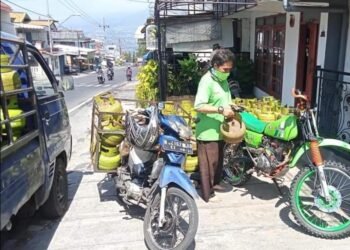 Tempat distributor LPG Desa Punten Kecamatan Bumiaji (rul)