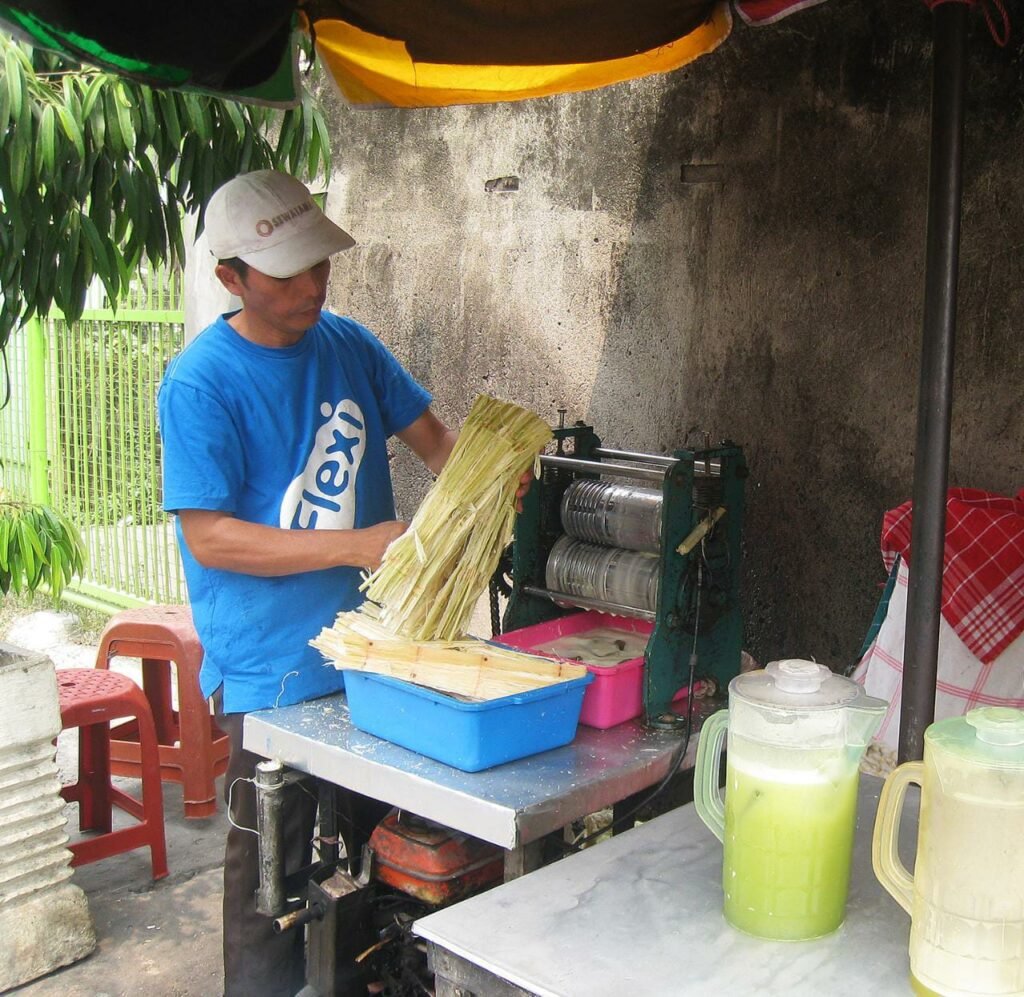 Gaes !!! Jangan Anggap Hanya Minuman Kaki Lima Biasa, Ini Manfaat Air Tebu Bagi Tubuh