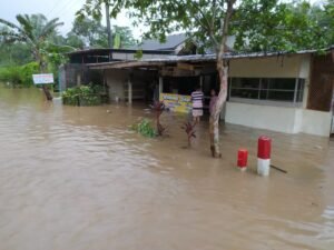 Gaes !!! Hujan Lebat, Sungai Meluap, Tiga Dusun Terendam