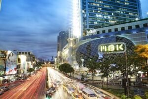 Gaes !!! Yuk Mulai Nabung, Biar Bisa Pelesir dan Belanja Sepuasnya di Thailand