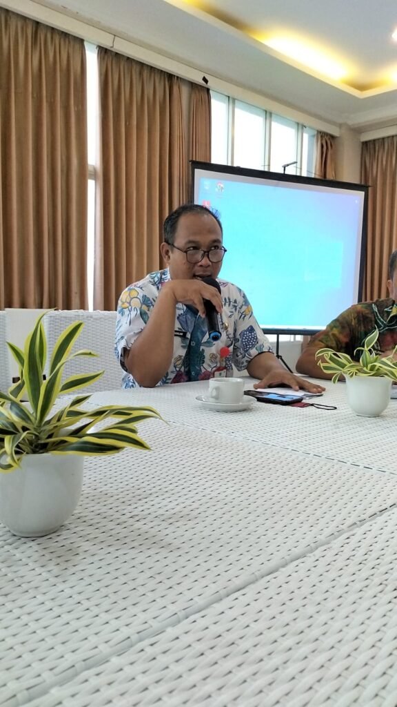 Pemerintah Kota Batu, menganggarkan dana bantuan politik (Banpol) tahun 2023, sebesar Rp 1,2 Miliar.