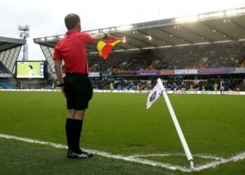 Mantan pelatih Arsenal, ini memilik usulan regulasi offside terbaru yang dikenal sebagai "Wenger Law".