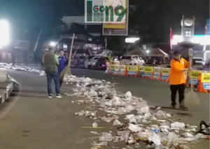 Gaes !!! Bantengan Is Oke, Penonton Jangan Lupa Sampahnya Ya!