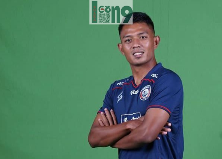 Dedik Setiawan bocorkan kekalahan Singo Edan saat lawan PSIS Semarang. (foto : instagram @setiawan.dedik27)