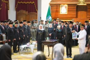 Gaes !!! Gubernur Jatim Sebut Pj Wali Kota Batu Bisa Jadi Mentor Pj Kepala Daerah