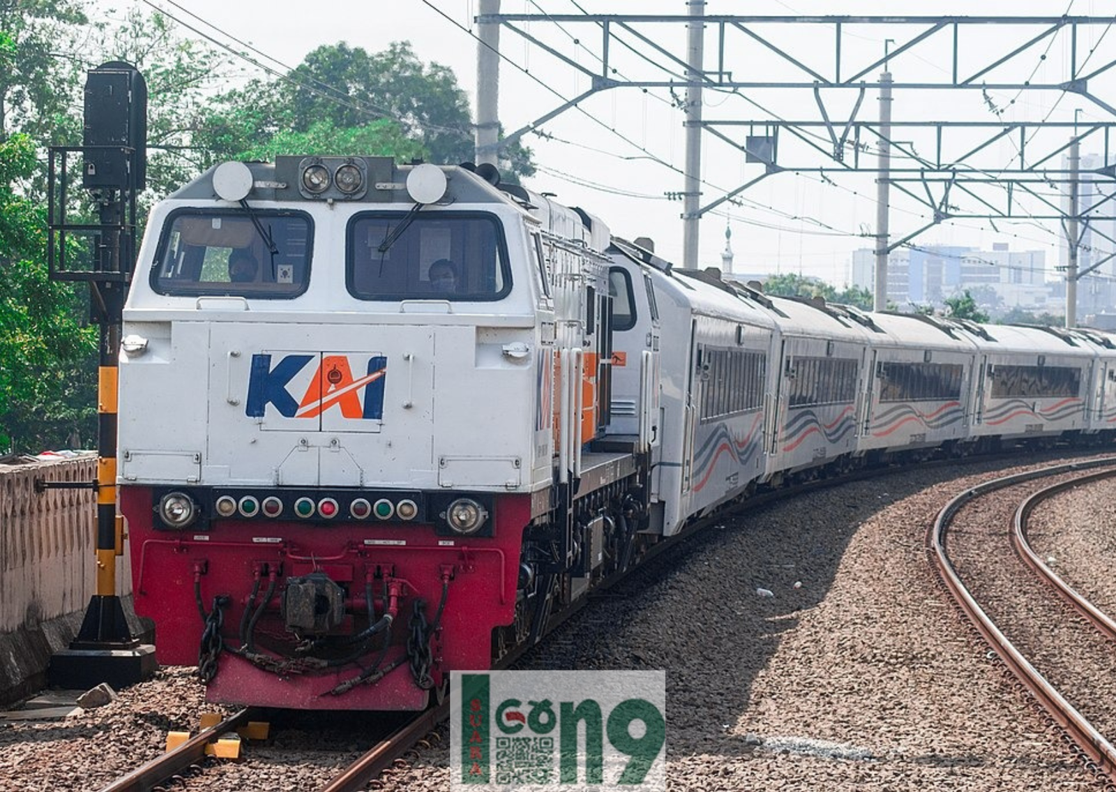 PT Kereta Api Indonesia Daop 2 Bandung akan berikan diskon 10 persen untuk perjalanan lima kereta api dari dan ke Kota Bandung.