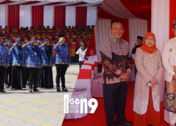 Pj Walikota Batu Aries Agung Paewai bersama tokoh pendiri Kota Batu, Andrek Prana. (ist)