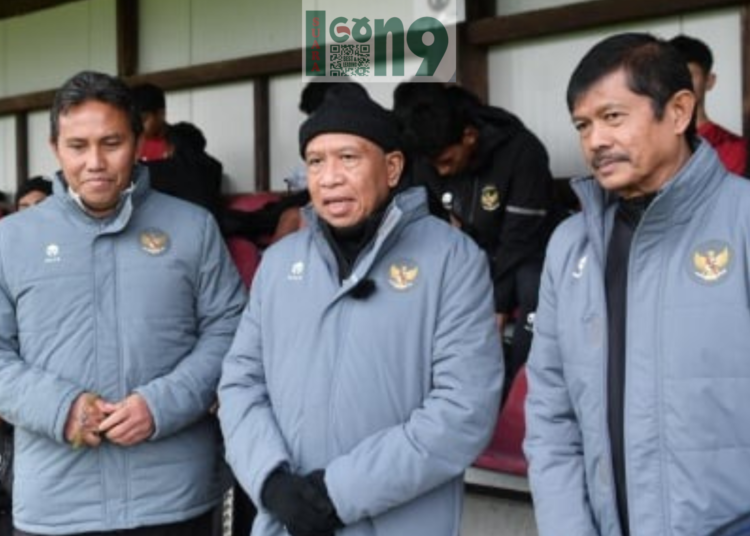 Indra Sjafri, Direktur Teknik PSSI membantu Bima Sakti, dalam menganalisis kekuatan Ekuador jelang laga perdana di Piala Dunia U-17 2023,