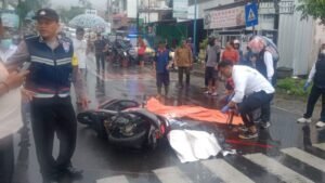 Gaes !!! Gadis 17 Tahun Meregang Nyawa Di Sidomulyo