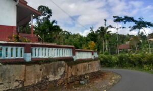 Gaes !!! Pagar Tembok SDN 9 Tambakasri Mau Roboh