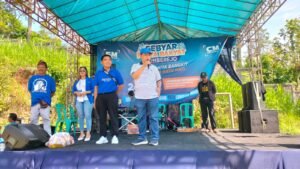 Gaes !!! Ratusan Orang Ikuti Senam Horeg