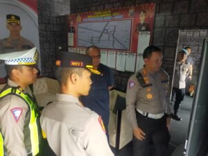 Gaes !!! Volume Kendaraan Keluar-Masuk Jatim Tinggi