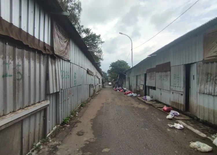 Ft : Bangunan Pasar Relokasi di belakang Stadion Brantas, siap dilelang. (ist)