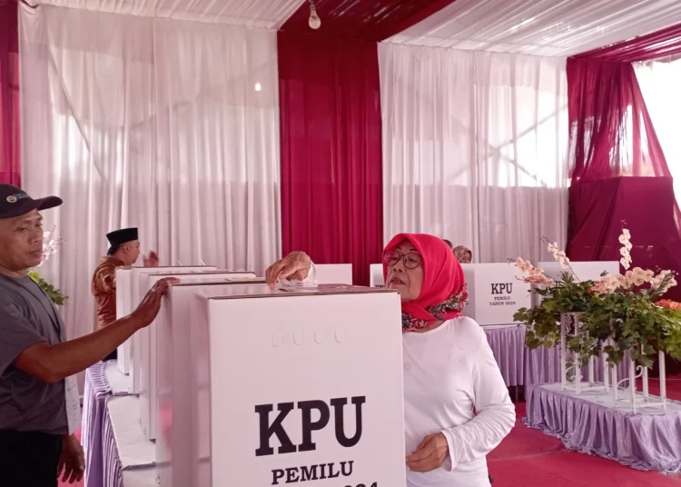 FT. Proses pencoblosan Pemilu 2024 di Kabupaten Malang. (Dok. Nif)