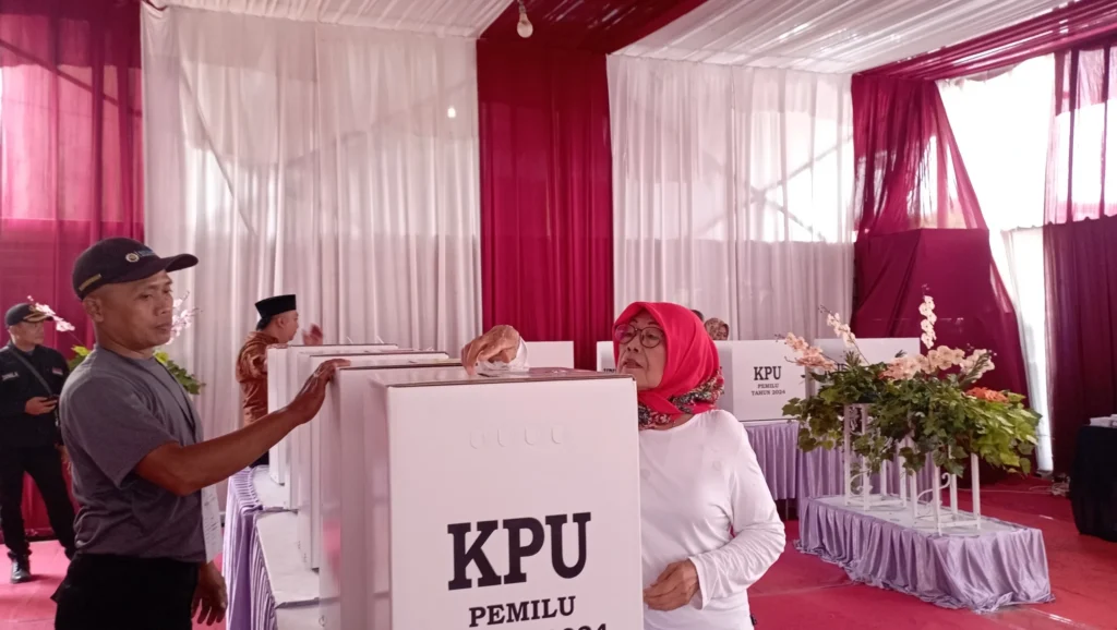 Gaes !!! Diduga Ada Kesalahan Pencatatan, 35 TPS di 13 Kecamatan di Kabupaten Malang Dihitung Ulang!