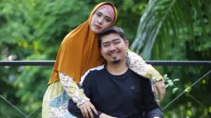 Gaes !!! Hasil Jadi Pendakwah, Ustadz Solmed Punya Rumah Senilai Rp 80 M!