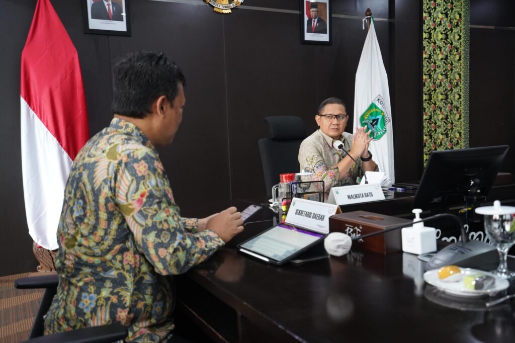 Gaes !!! Pj Wali Kota Larang OPD Kota Batu Lelet, Ada Masalah Apa?