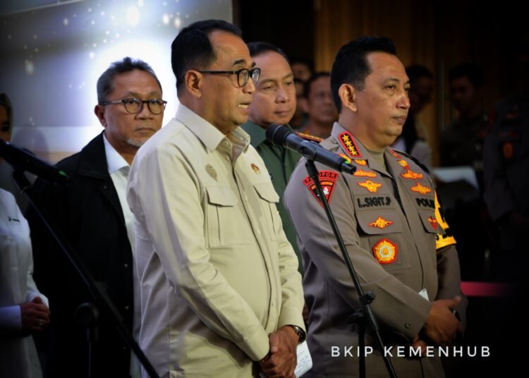 Menhub Budi Karya Sumadi dalam Rapat Koordinasi Lintas Sektoral Kesiapan menjelang hari raya Idul Fitri 1445H/ Menghimbau Masyarakat Mudik Lebih Awal/Laman Publikasi Kementerian Peerhubungan