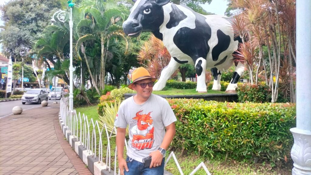 Antisipasi mencegah penyakit yang dapat mengganggu kualitas daging dan susu sapi, FPSKWBR terus meningkatkan koordinasi dengan Pemkot Batu.