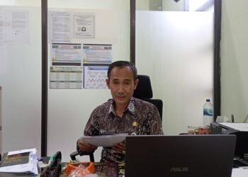 FT. Romdloni Suryono staf Penyelenggara Haji dan Umrah (PHU) Kantor Kementerian Agama (Kemenag) Kabupaten Malang. ( nif)