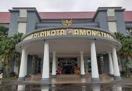 FT : balai kota among tani