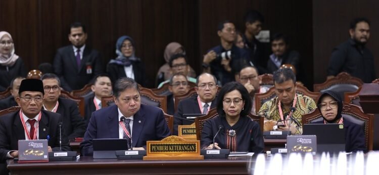 4 MENTERI HADRI PADA SIDANG PERSELISIHAN HASIL PEMILU TERKAIT BANSOS